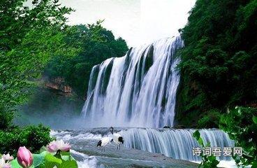 直击代表委员报到现场 来看他们今年带来了啥